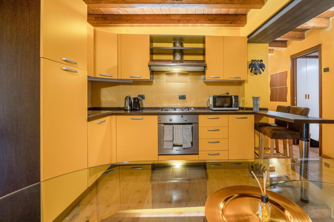 Stylish 2 Bedroom With Balcony Verona Exteriör bild