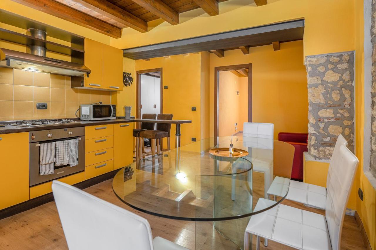 Stylish 2 Bedroom With Balcony Verona Exteriör bild